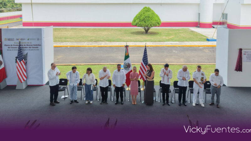 Claudia Sheinbaum inaugura planta binacional en Chiapas contra el gusano barrenador