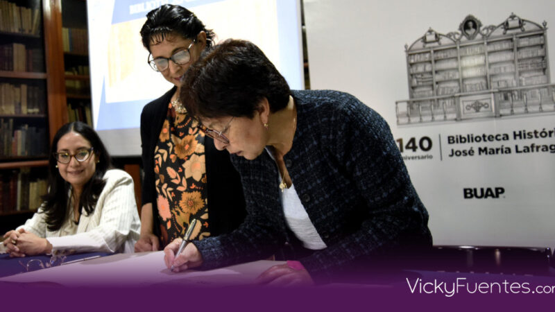 Lilia Cedillo inaugura coloquio por los 140 años de la Biblioteca Lafragua