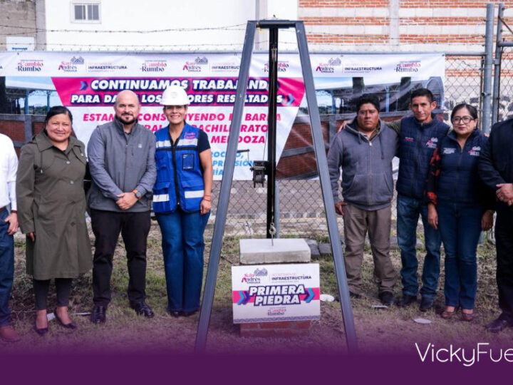 Inicia Lupita Cuautle construcción de barda perimetral en bachillerato de San Francisco Acatepec