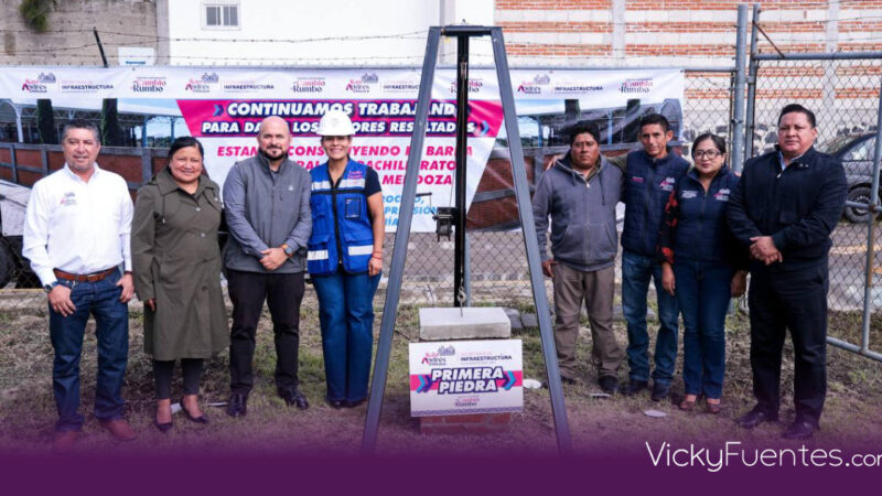 Inicia Lupita Cuautle construcción de barda perimetral en bachillerato de San Francisco Acatepec