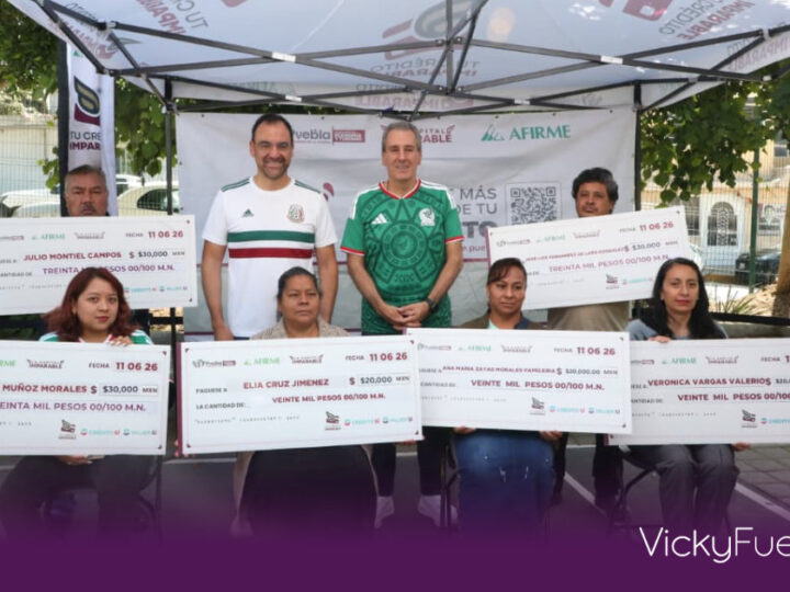 Pepe Chedraui entrega cheques de Tu Crédito Imparable para impulsar a MIPYMES en San Jerónimo Caleras