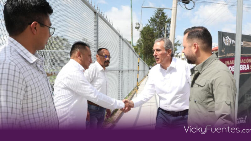 Pepe Chedraui entrega rehabilitación de la calle Ejido en Puebla