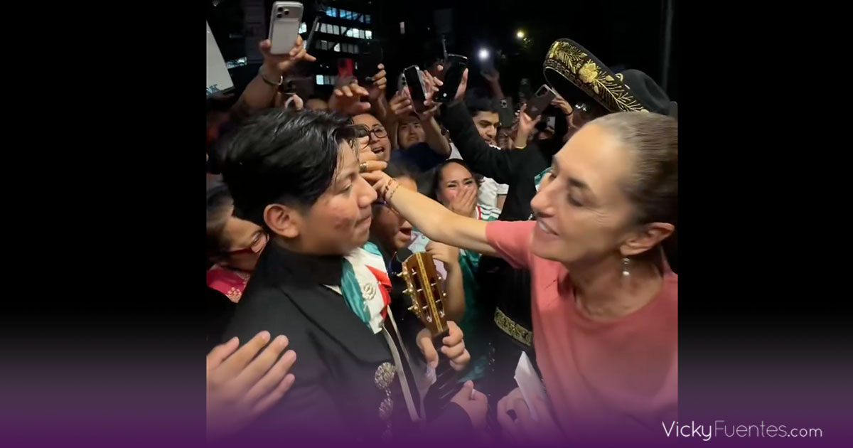 Con mariachi y ovación, la comunidad mexicana recibe a Sheinbaum en su llegada a Nueva York