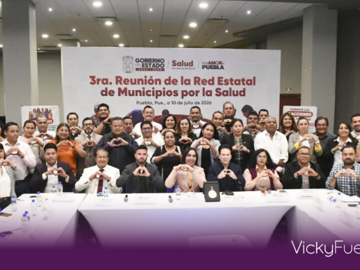 Acuerdan federación y estado fortalecer la salud integral de las mujeres en Puebla