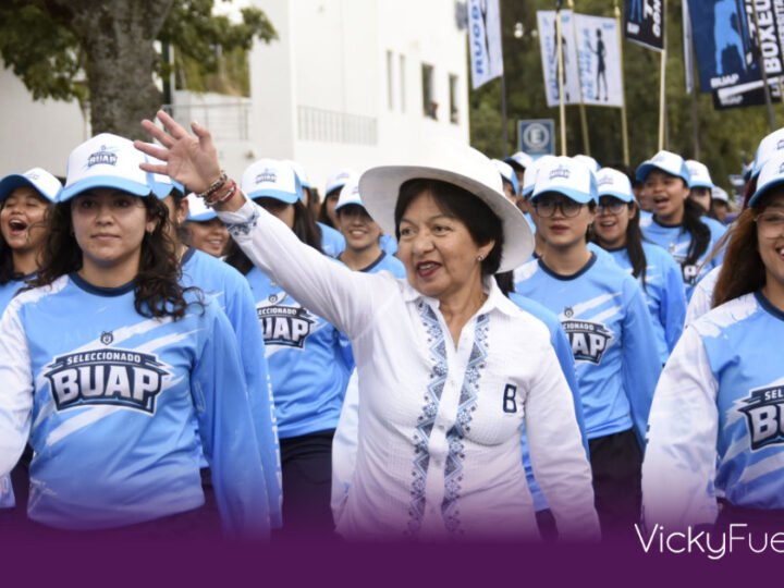 Desfile de bienvenida en la BUAP: así reciben a los estudiantes de nuevo ingreso en Otoño 2026