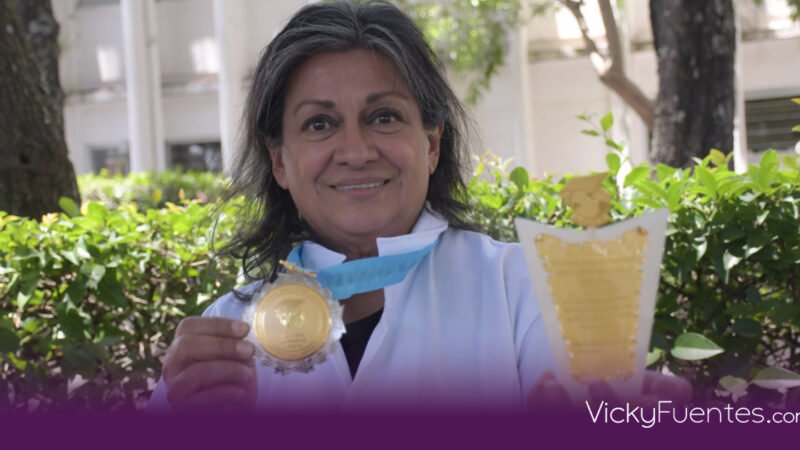 Investigadora de la BUAP recibe el Doctorado Honoris Causa por excelencia educativa