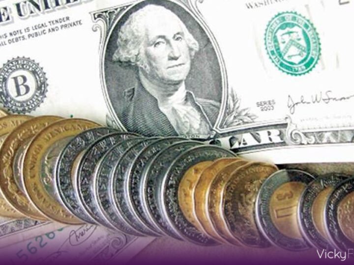 Peso mexicano rompe a la baja los 17 pesos por dólar y gana terreno