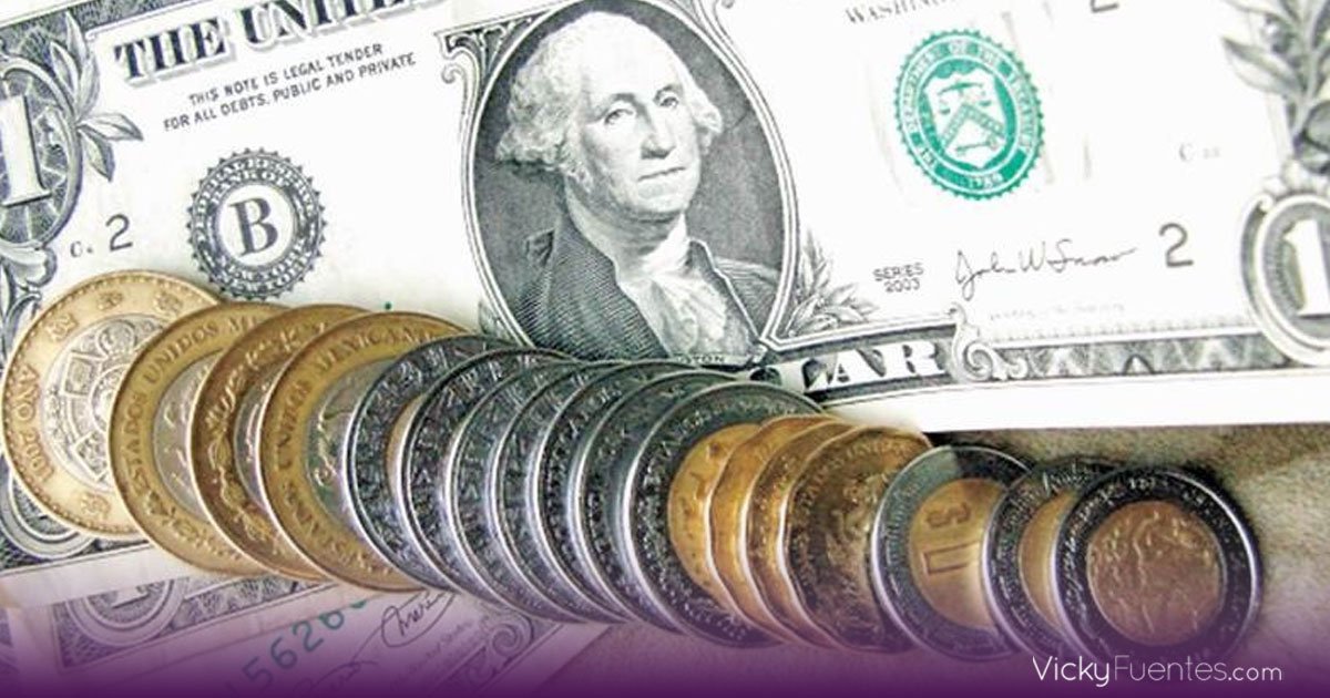 Peso mexicano rompe a la baja los 17 pesos por dólar y gana terreno