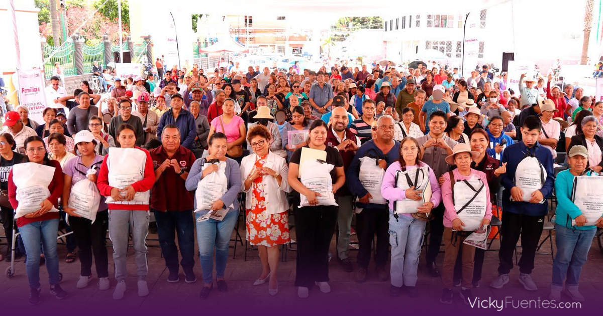 Cuautlancingo recibe más de 4 mil despensas del SEDIF