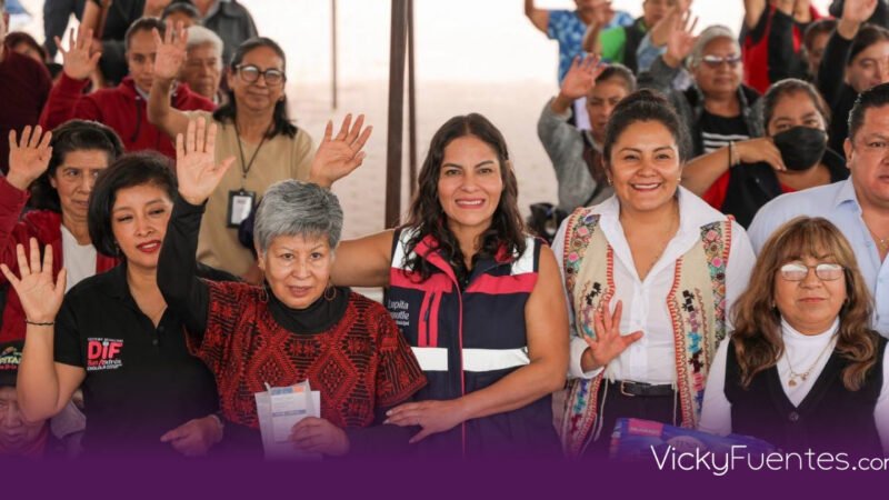 Lupita Cuautle beneficia a 161 familias con apoyos de salud en San Andrés Cholula