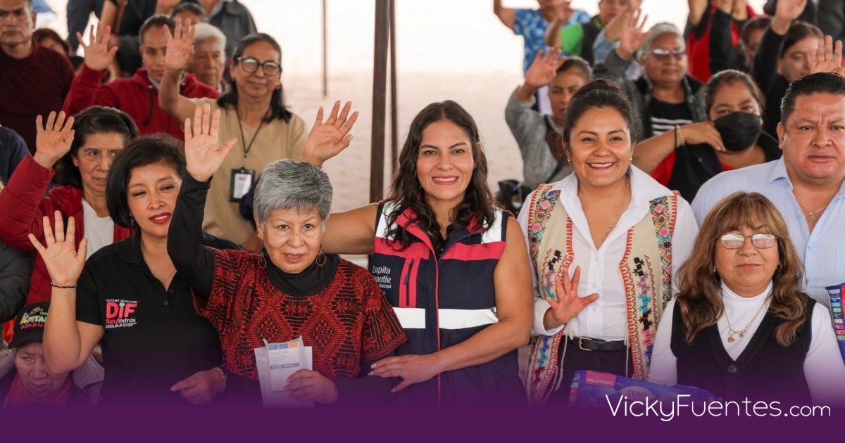 Lupita Cuautle beneficia a 161 familias con apoyos de salud en San Andrés Cholula