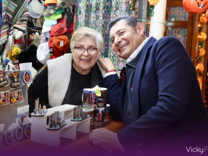 Armenta recorre Catrineras Chautla 2026 y convive con familias poblanas