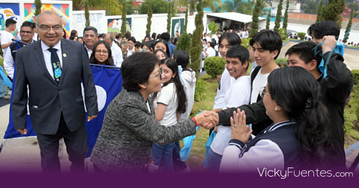Inauguran nuevo edificio TEZ4 en la Preparatoria BUAP de Teziutlán para beneficiar a estudiantes