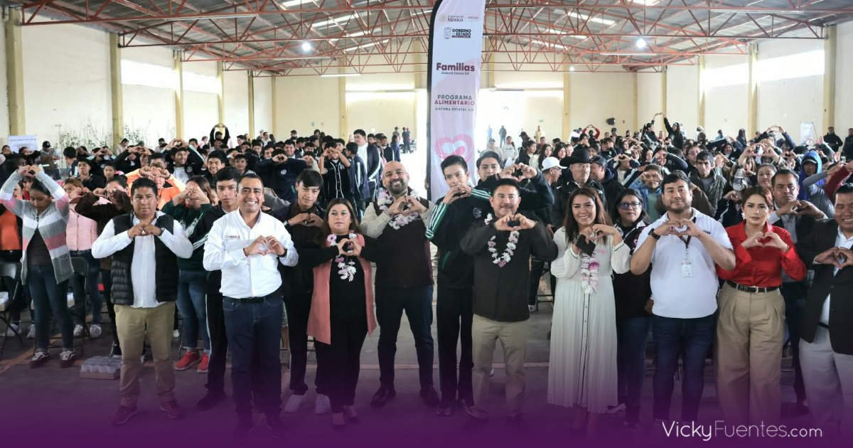 SEDIF lleva desayunos calientes a 2 mil 38 alumnos en Tepeyahualco