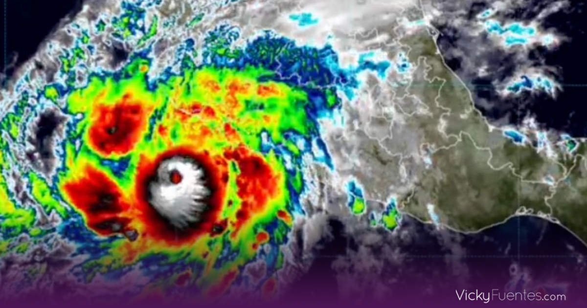 Simon alcanza vientos de 240 km/h y amenaza la costa de Jalisco